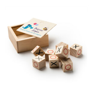 Ξύλινη Τρίλιζα με Όνομα σε Κουτί