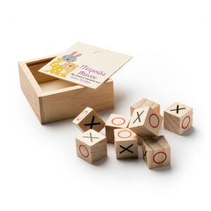 Ξύλινη Τρίλιζα με Όνομα σε Κουτί